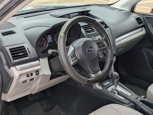 Used 2015 Subaru Forester 2.5i Limited AWD/4WD image 10