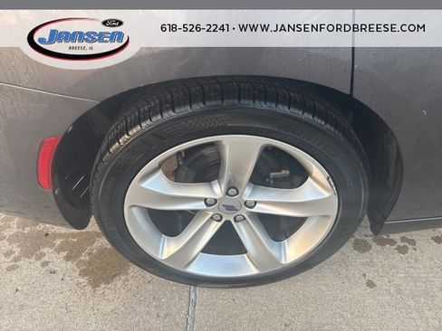 Used 2017 Dodge Charger R/T w/ Premium Group image 7