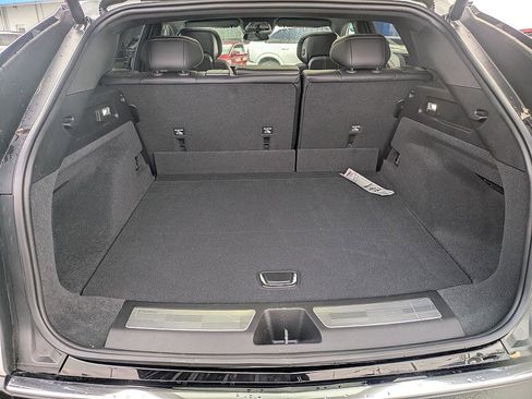 Certified 2025 Cadillac Lyriq Luxury image 27