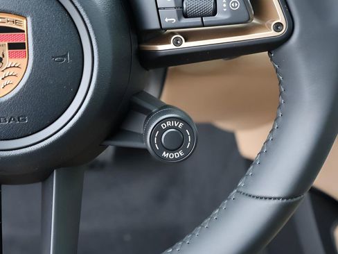 New 2026 Porsche Cayenne Coupe image 31