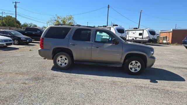 Used 2012 Chevrolet Tahoe LT RWD image 3
