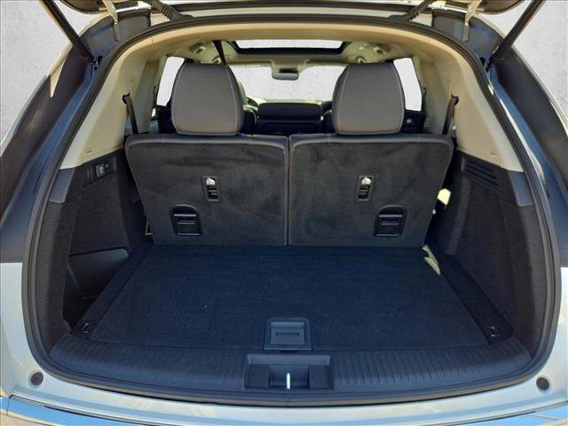 Certified 2026 Acura MDX w/ Technology Package FWD image 6