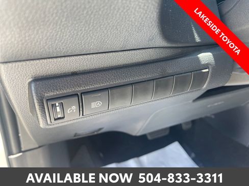 Used 2025 Toyota Corolla LE FWD image 25