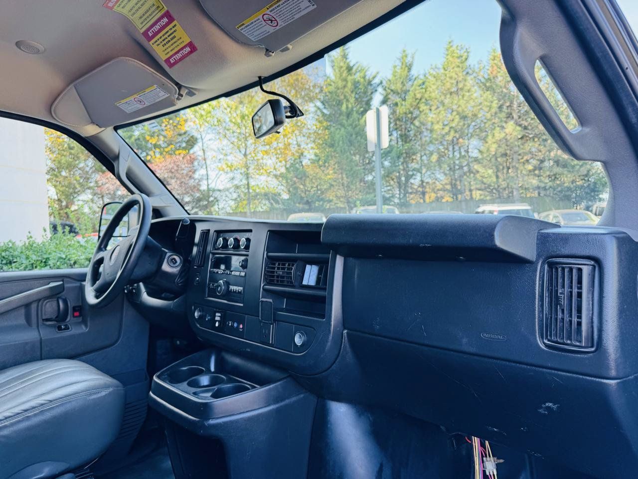 Used 2020 GMC Savana 2500 RWD image 34