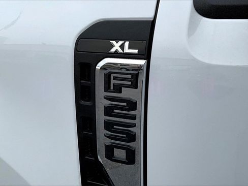 New 2026 Ford F250 XL w/ 360-Degree Camera Package image 7
