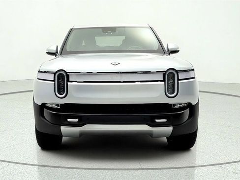Used 2023 Rivian R1T Adventure AWD/4WD image 2