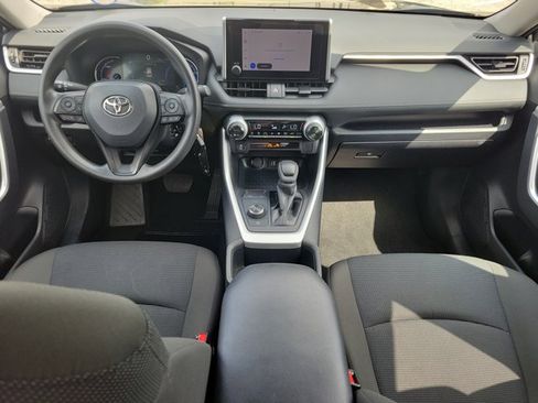 Used 2025 Toyota RAV4 LE AWD/4WD image 12