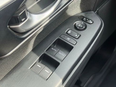 Used 2020 Honda CR-V EX image 26