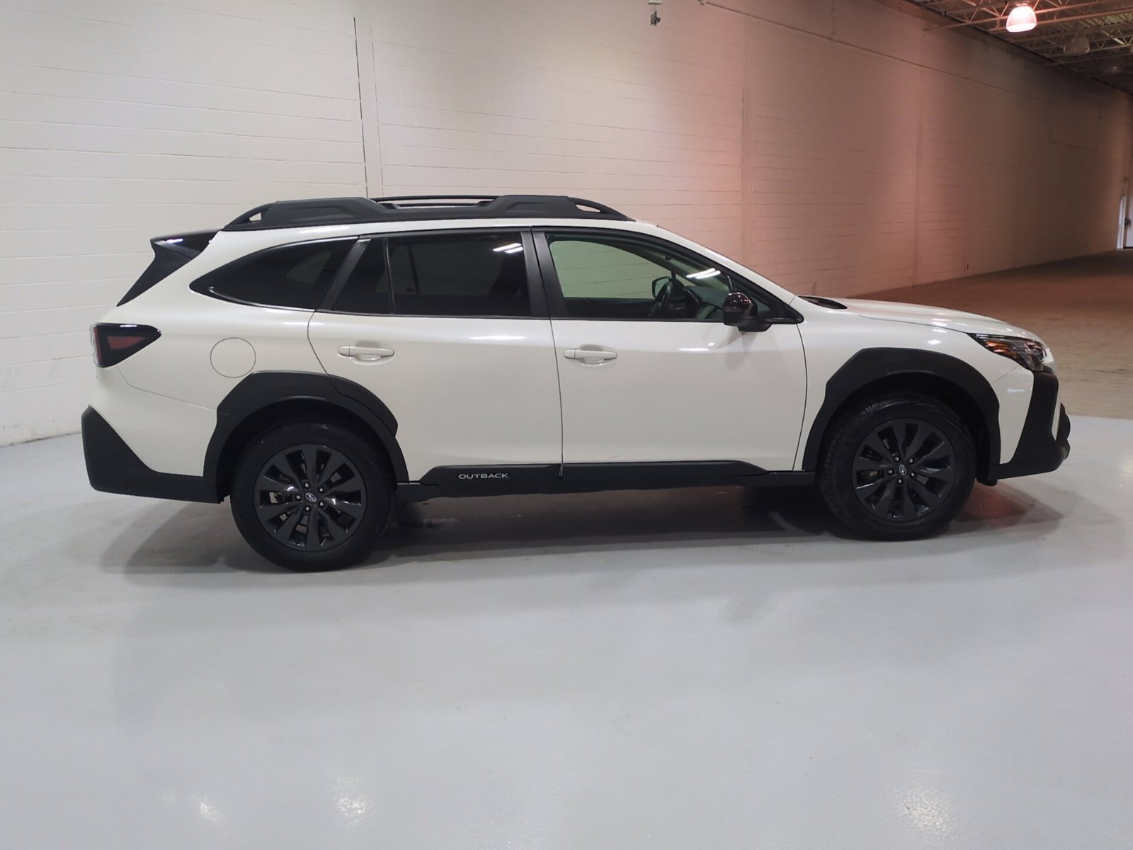Certified 2024 Subaru Outback Onyx Edition AWD/4WD image 3