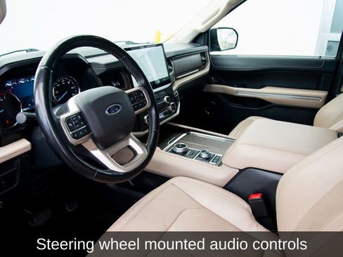 Used 2022 Ford Expedition Max Limited image 12