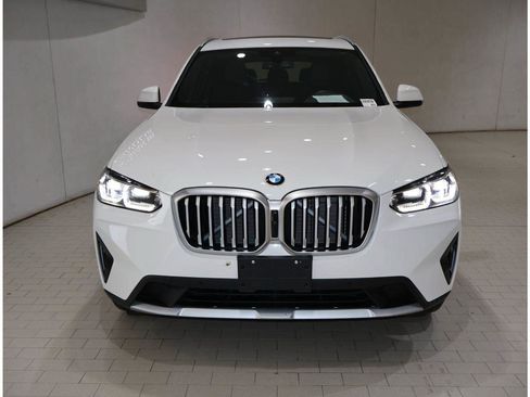 Used 2024 BMW X3 xDrive30i w/ Convenience Package w/ZPA AWD/4WD image 9