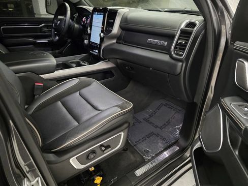 Used 2022 RAM 1500 Laramie AWD/4WD image 42