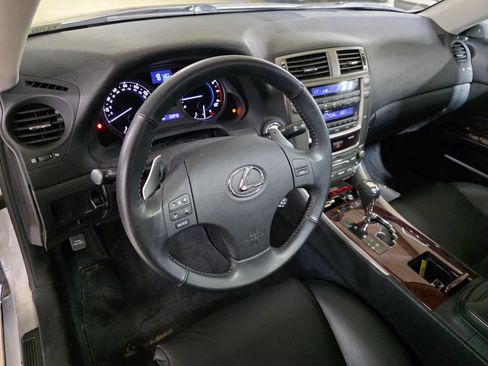 Used 2008 Lexus IS 250 w/ Premium Pkg RWD image 17