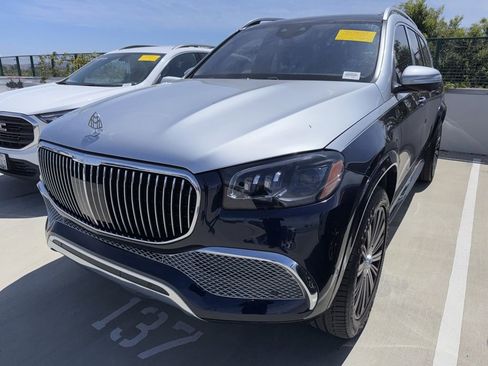 Used 2022 Mercedes-Benz Maybach GLS 600 4MATIC image 2
