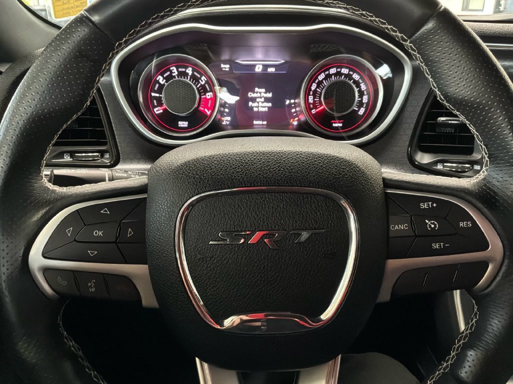 Used 2015 Dodge Challenger SRT RWD image 25