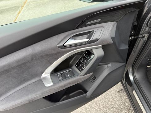 New 2025 Audi SQ5 Premium Plus image 32