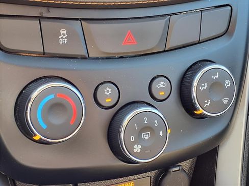 Used 2019 Chevrolet Trax LS image 13