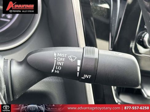 Used 2023 Toyota Camry SE image 29