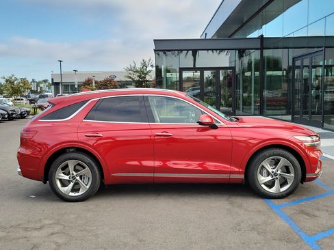 Certified 2026 Genesis GV70 2.5T Select AWD/4WD image 5