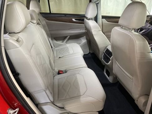 Certified 2024 Volkswagen Atlas SE AWD/4WD image 7