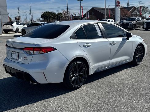 New 2026 Toyota Corolla SE image 3