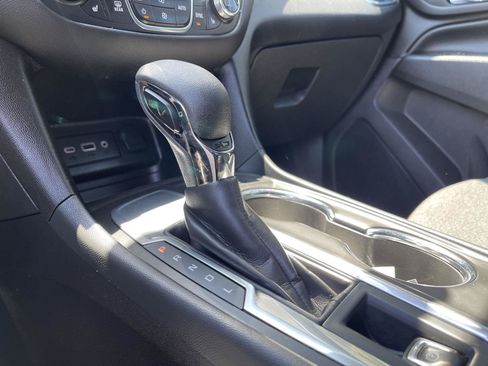Used 2024 Chevrolet Equinox LT w/ LPO, Floor Liner Package FWD image 29