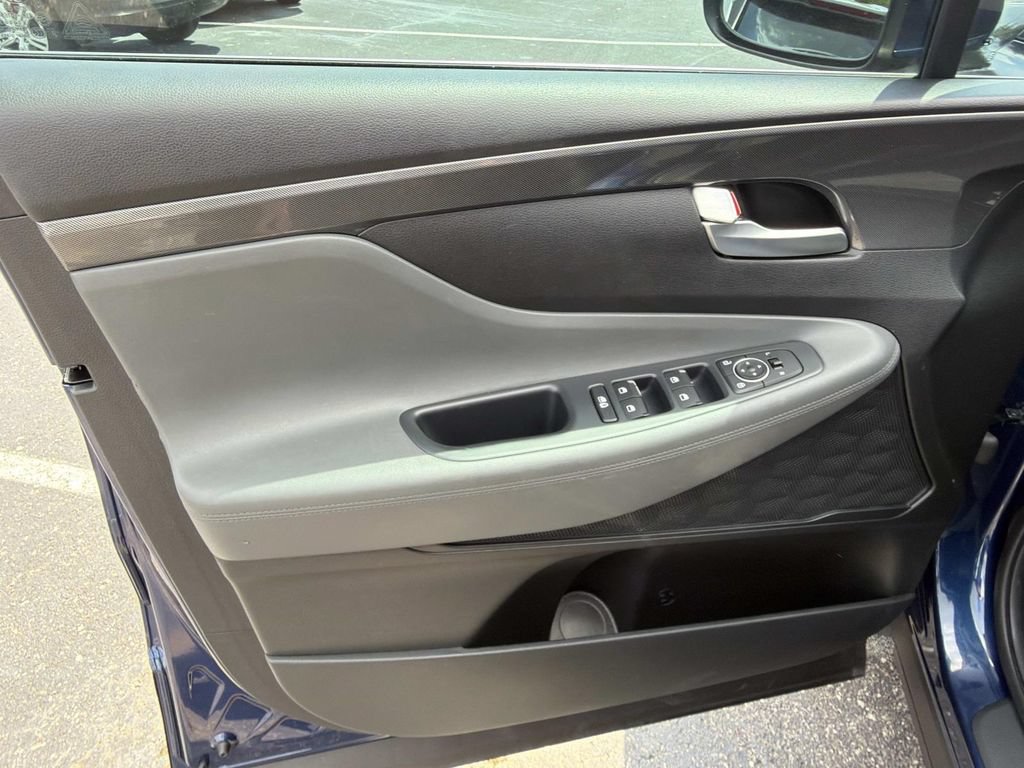 Used 2023 Hyundai Santa Fe SE AWD/4WD image 17