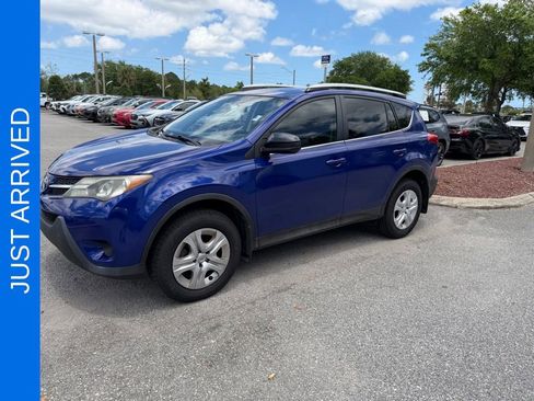 Used 2015 Toyota RAV4 LE FWD image 12