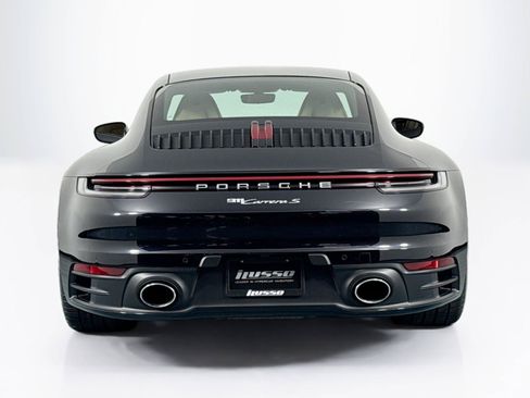 Used 2020 Porsche 911 Carrera S RWD image 6
