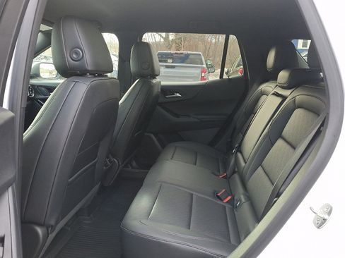 New 2026 Chevrolet Equinox LT w/ Convenience Package II image 9