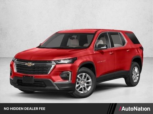 Used 2024 Chevrolet Traverse LT FWD image 1