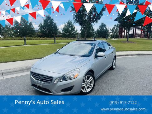Used 2013 Volvo S60 T5 FWD image 1