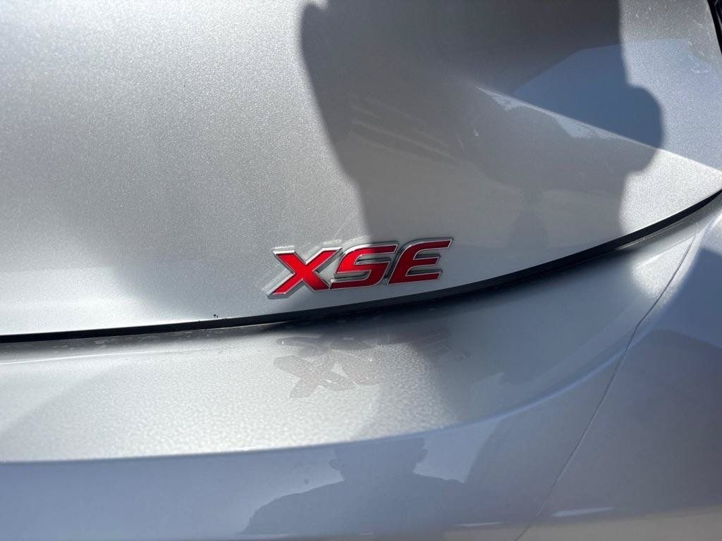 Used 2024 Toyota Corolla XSE FWD image 13