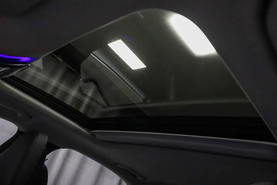 Used 2022 Mercedes-Benz C 300 Sedan image 26