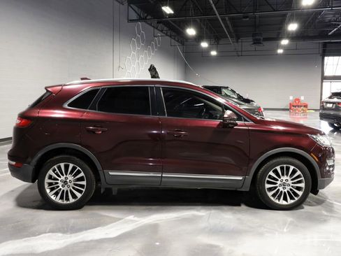 Used 2017 Lincoln MKC Reserve image 8