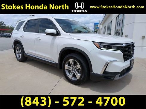 Certified 2025 Honda Pilot EX-L image 2