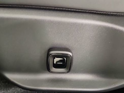 New 2026 Volvo EX30 Plus w/ Protection Package AWD/4WD image 12