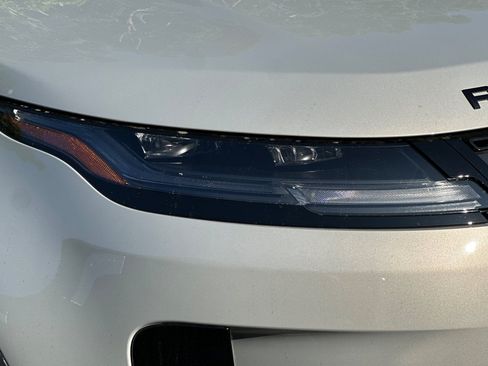 Certified 2026 Land Rover Range Rover Evoque S AWD/4WD image 11
