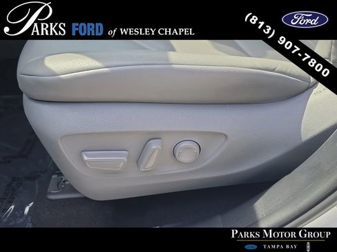 Used 2022 Toyota Highlander XLE FWD image 20