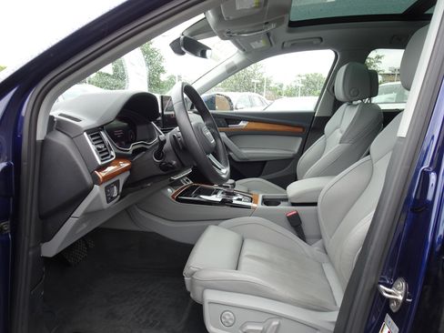 Certified 2023 Audi Q5 2.0T Premium Plus w/ Premium Plus Package AWD/4WD image 9