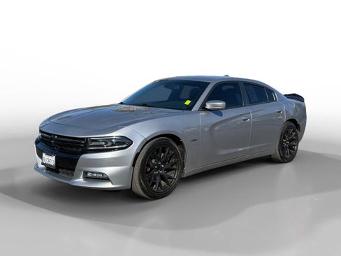 Used 2017 Dodge Charger R/T image 1