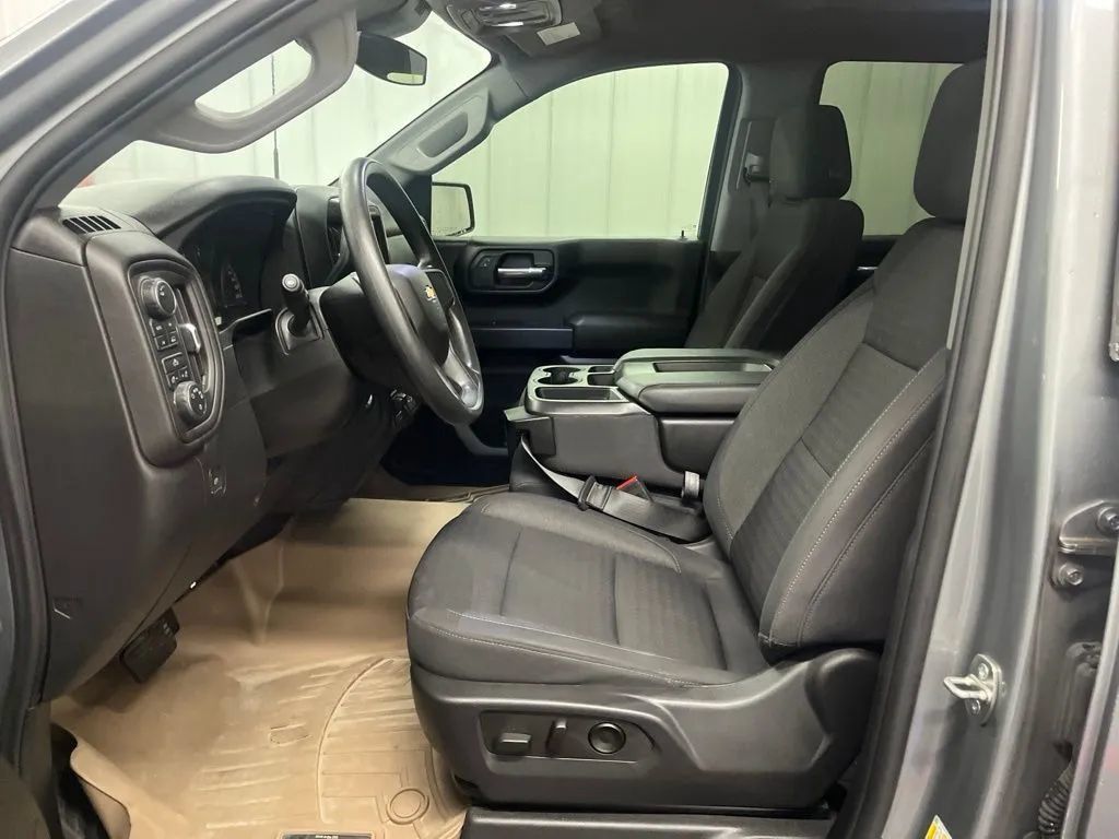 Used 2023 Chevrolet Silverado 1500 Custom w/ LPO, Dark Essentials Package AWD/4WD image 18