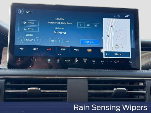 Used 2025 Lincoln Corsair Reserve image 21