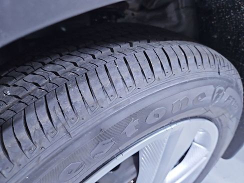 New 2025 Nissan Kicks Play S image 27