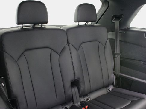 Used 2017 Audi Q7 3.0T Premium Plus image 41