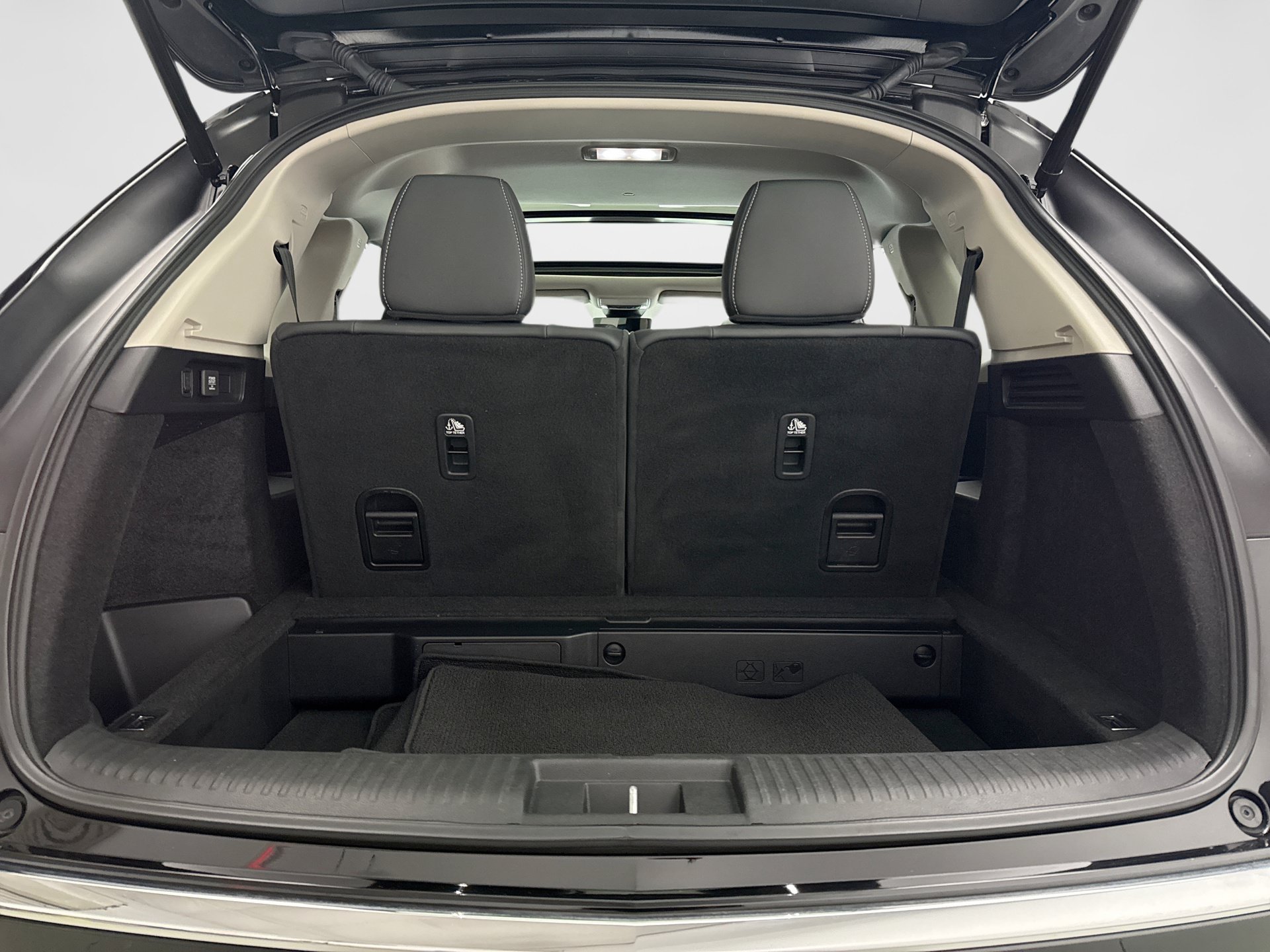 Used 2023 Acura MDX w/ Technology Package AWD/4WD image 21