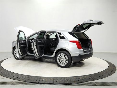 Used 2018 Cadillac XT5 Premium Luxury image 13