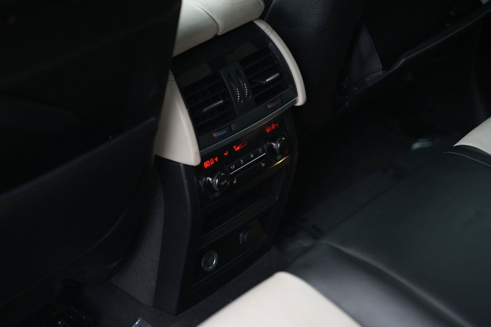 Used 2015 BMW X6 xDrive50i AWD/4WD image 21