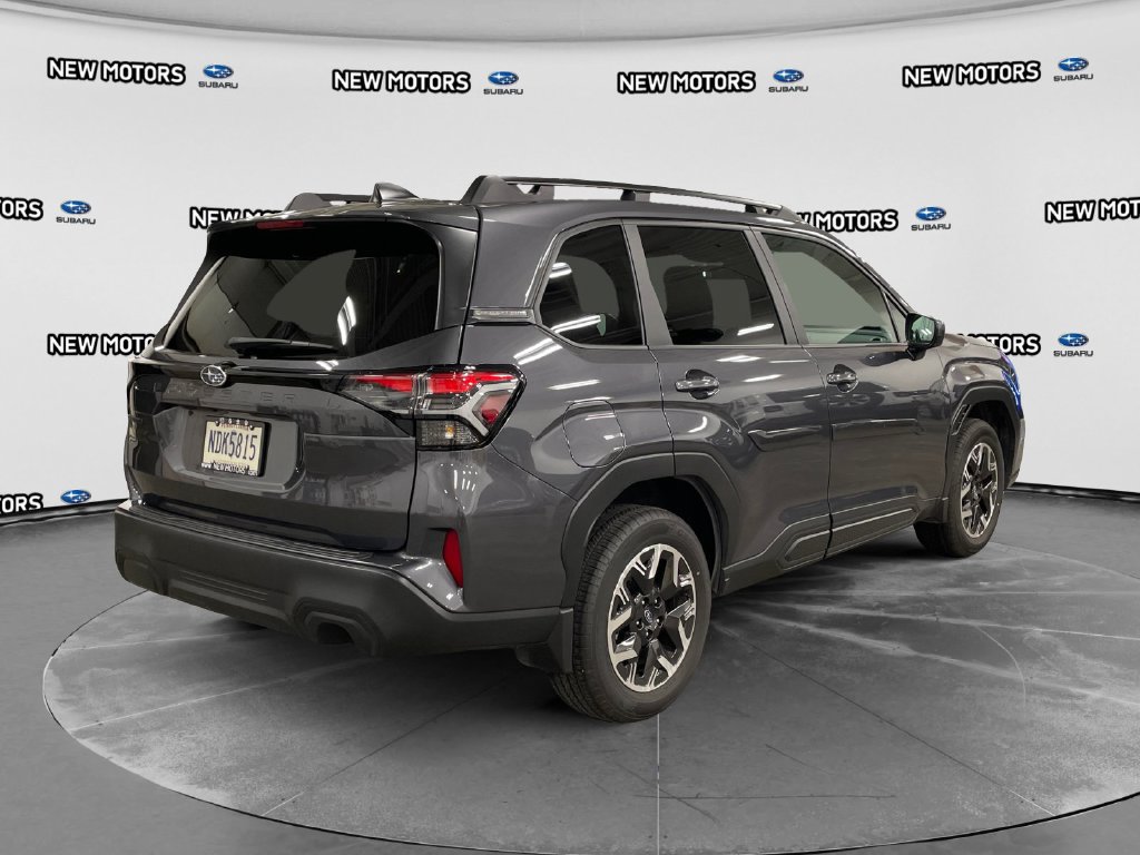 Used 2026 Subaru Forester Premium AWD/4WD image 5