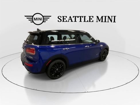 Used 2020 MINI Cooper Clubman S w/ Premium Package image 11
